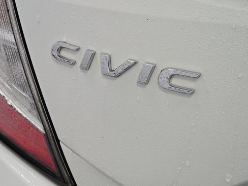 Used 2019 Honda Civic Sport image 29