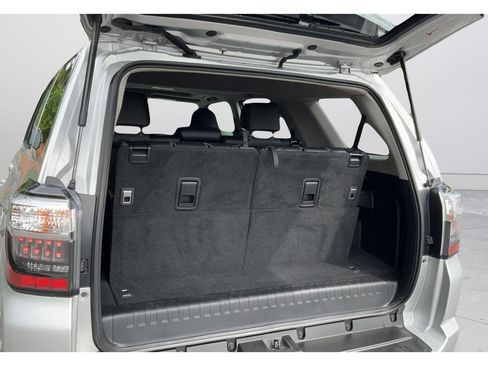 Used 2023 Toyota 4Runner SR5 Premium w/ Moonroof Package RWD image 19
