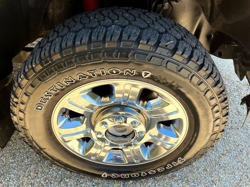 Used 2016 Ford F250 Lariat w/ Lariat Ultimate Package image 17