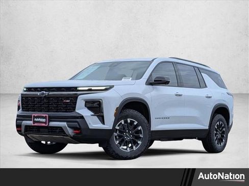 New 2026 Chevrolet Traverse Z71 w/ Enhanced Driving Package AWD/4WD image 1