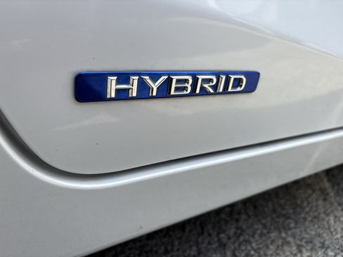 Used 2012 Lexus CT 200h Premium w/ Premium Audio Pkg (F Sport) image 7