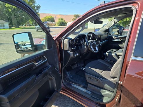 Used 2024 GMC Sierra 2500 SLE AWD/4WD image 22
