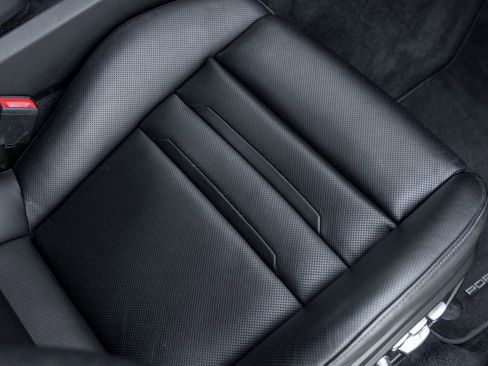 Used 2020 Porsche Panamera GTS image 42