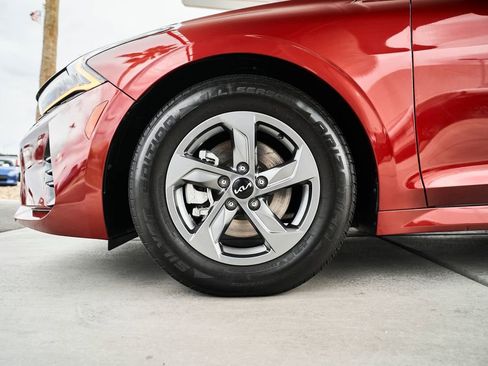 Used 2023 Kia K5 LXS image 3