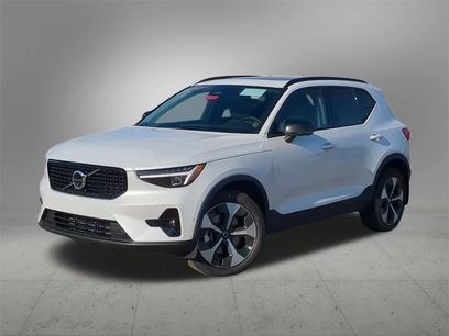 New 2026 Volvo XC40 B5 Plus w/ Protection Package Premier