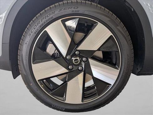 New 2026 Volvo EX40 Plus w/ Climate Package AWD/4WD image 10