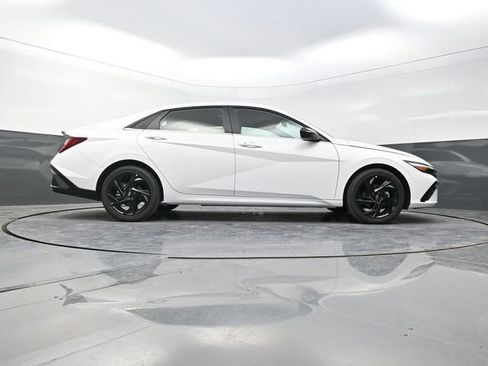 New 2026 Hyundai Elantra SEL Sport Premium FWD image 37