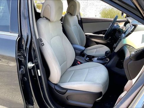 Used 2018 Hyundai Santa Fe Sport w/ 2.4L Value Package 02 FWD image 6