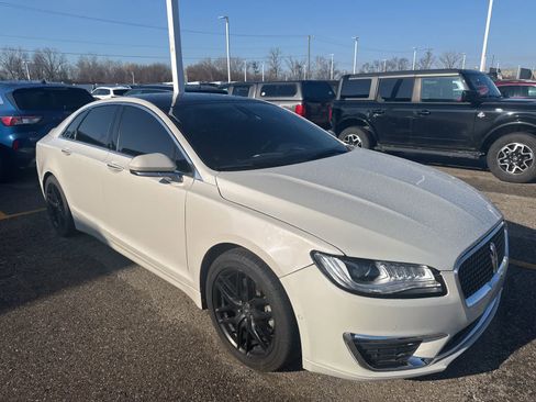 Used 2020 Lincoln MKZ Reserve w/ Elements Package image 26