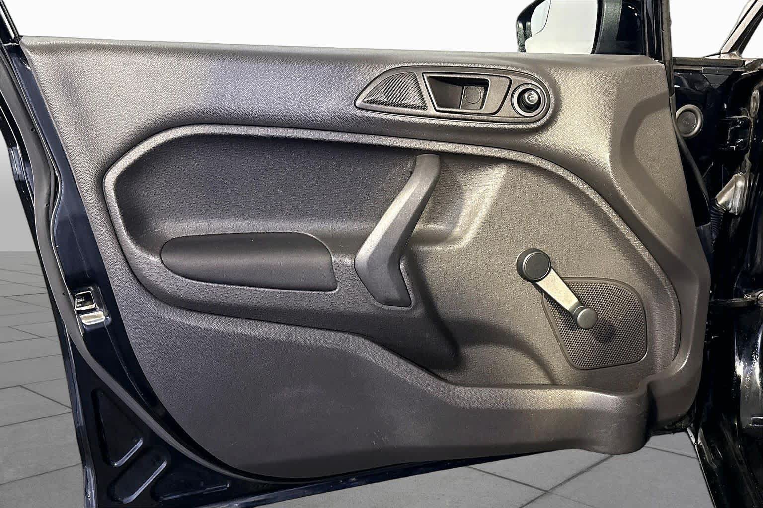 Used 2017 Ford Fiesta S FWD image 21