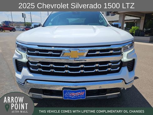 Used 2025 Chevrolet Silverado 1500 LTZ AWD/4WD image 3