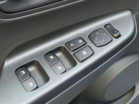 Used 2022 Hyundai Kona SEL w/ Cargo Package image 12