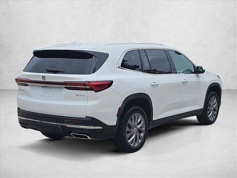 Used 2026 Buick Enclave Preferred FWD image 5