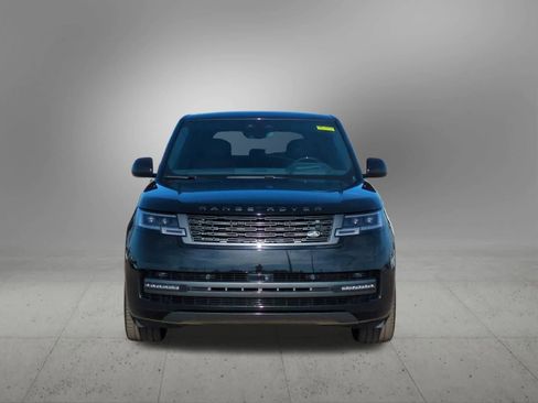 Certified 2024 Land Rover Range Rover SE image 9