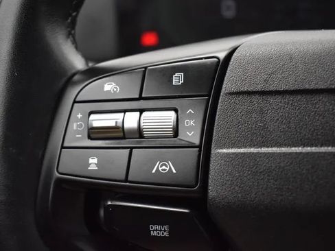 Used 2026 Kia Sportage LX FWD image 24