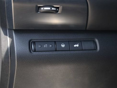 Certified 2025 Nissan Pathfinder SL AWD/4WD image 12