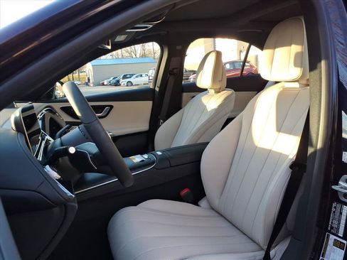 Used 2026 Mercedes-Benz E 350 4MATIC Sedan image 9