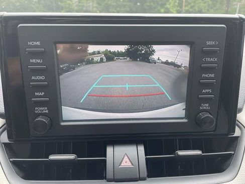 Used 2019 Toyota RAV4 XLE AWD/4WD image 29