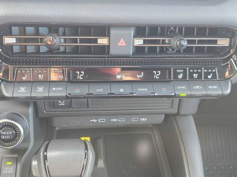 Used 2025 Toyota Land Cruiser w/ Premium Package image 31