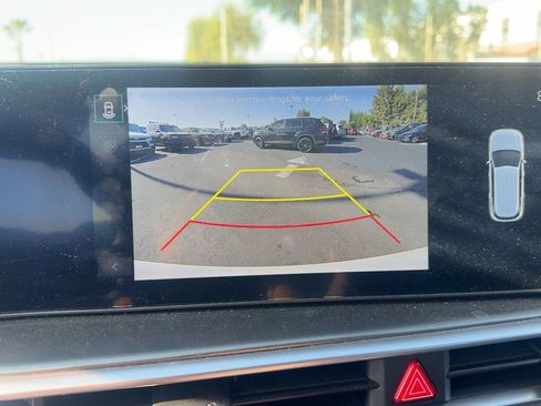 Used 2025 Kia Sorento EX w/ EX Panoramic Sunroof Package FWD image 17