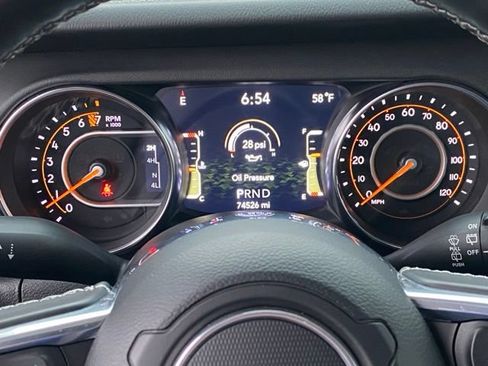 Used 2021 Jeep Wrangler Unlimited Sahara AWD/4WD image 27