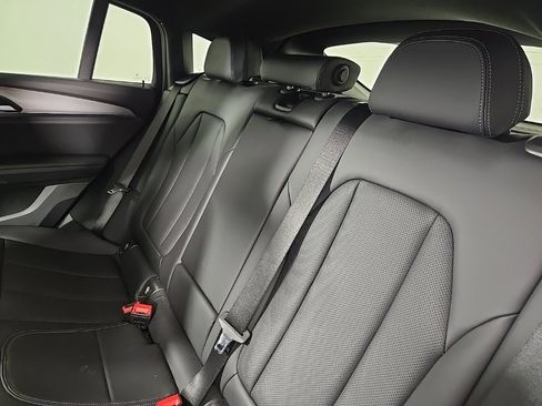 Certified 2022 BMW X4 xDrive30i w/ Premium Package image 15