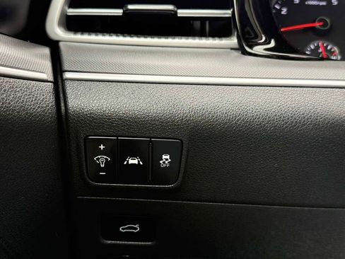 Used 2021 Kia K5 GT-Line image 32
