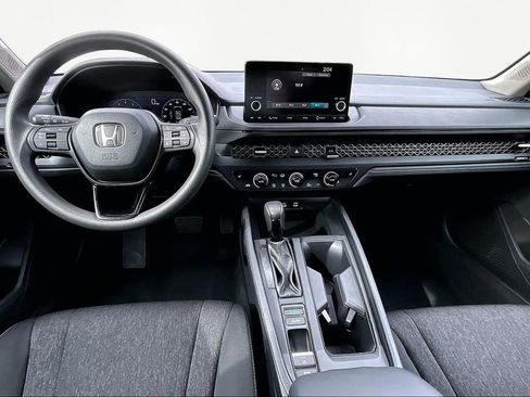 Used 2025 Honda Accord SE image 8