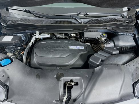 Used 2018 Honda Pilot Elite image 36