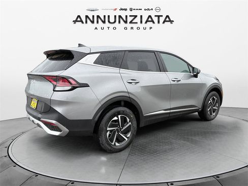 New 2025 Kia Sportage LX image 5