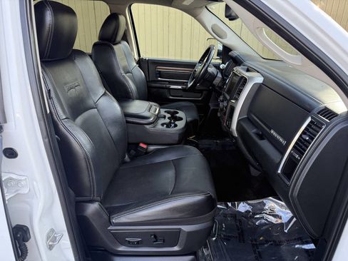 Used 2016 RAM 3500 Laramie w/ Convenience Group image 18