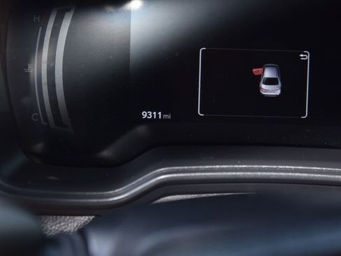 Used 2026 Toyota Corolla LE FWD image 8
