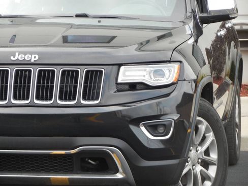 Used 2015 Jeep Grand Cherokee Limited w/ Luxury Group II AWD/4WD image 6