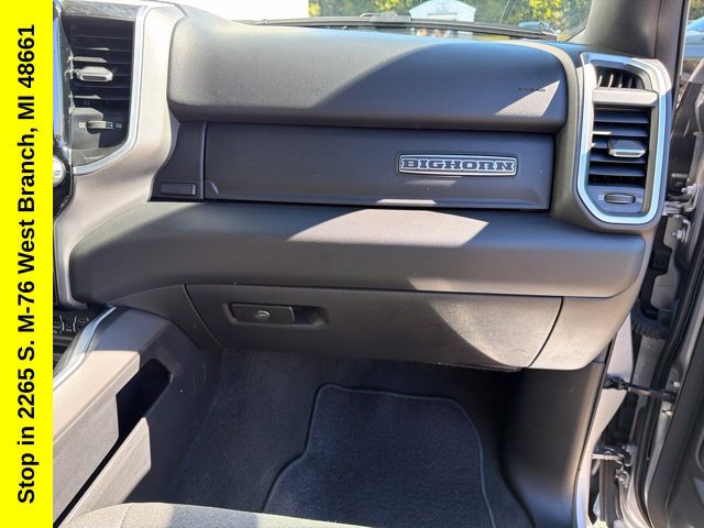 Used 2023 RAM 1500 Big Horn AWD/4WD image 30