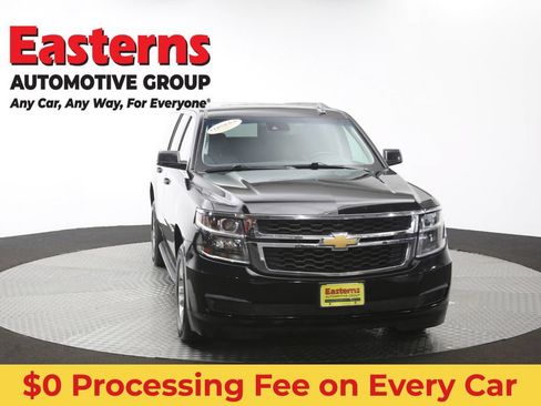 Used 2019 Chevrolet Suburban LT AWD/4WD image 57