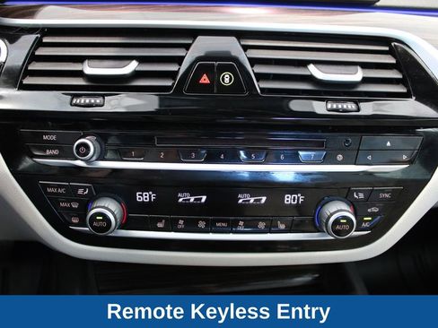 Used 2019 BMW 540i xDrive AWD/4WD image 9