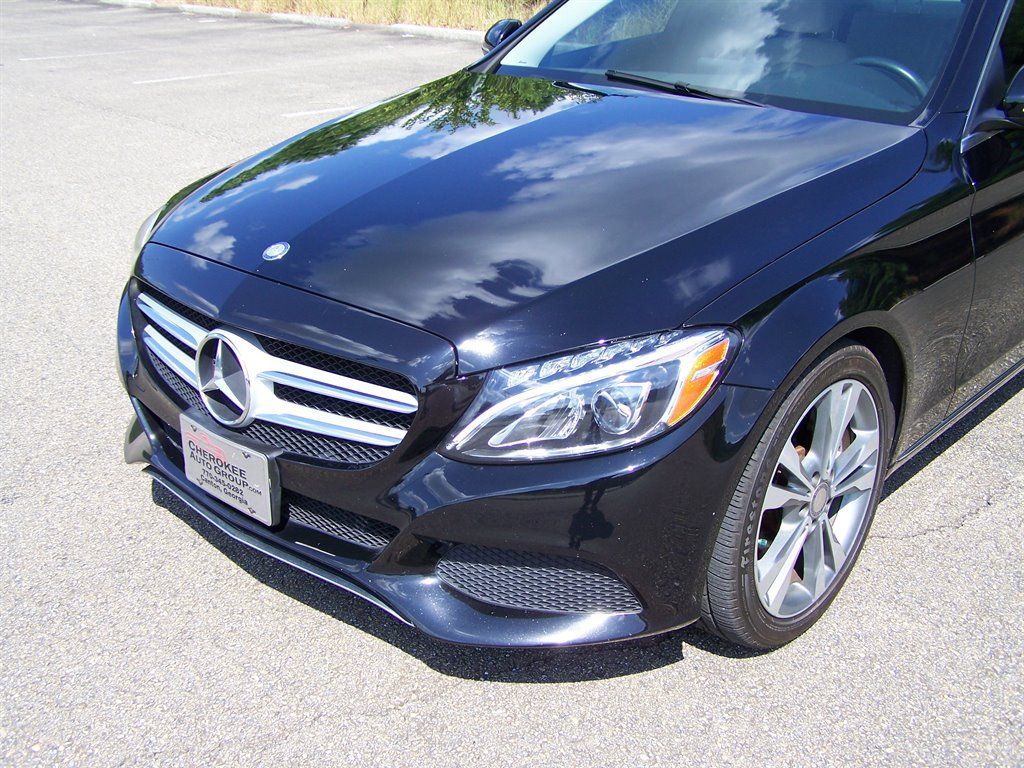 Used 2015 Mercedes-Benz C 300 Sedan image 11