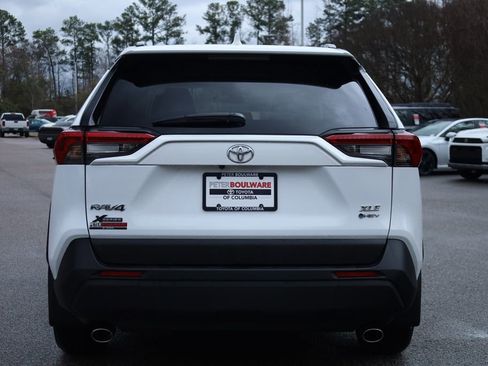Used 2025 Toyota RAV4 XLE image 4