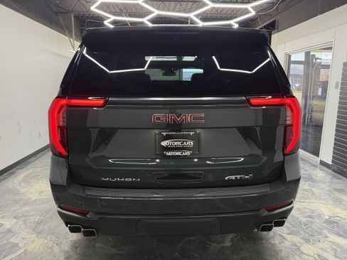 Used 2026 GMC Yukon AT4 w/ AT4 Premium Package AWD/4WD image 4
