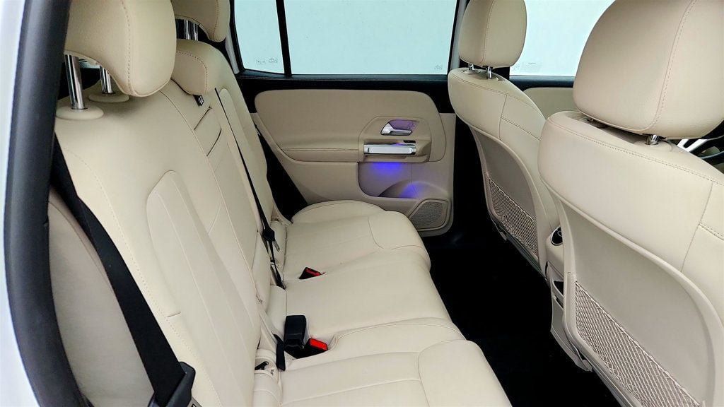 Used 2023 Mercedes-Benz GLB 250 4MATIC image 21
