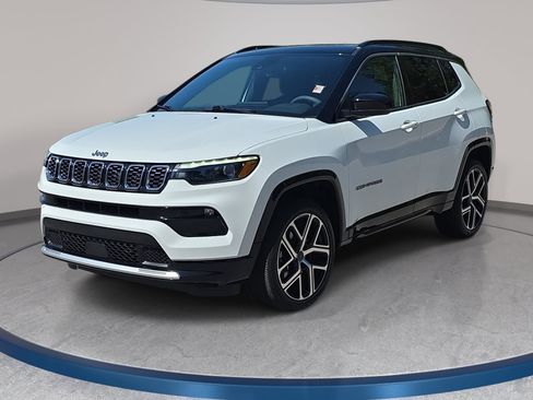 Used 2025 Jeep Compass Limited w/ Elite Group AWD/4WD image 37