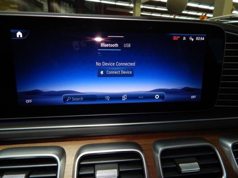 Used 2024 Mercedes-Benz GLE 53 AMG 4MATIC Coupe w/ AMG Night Package image 23