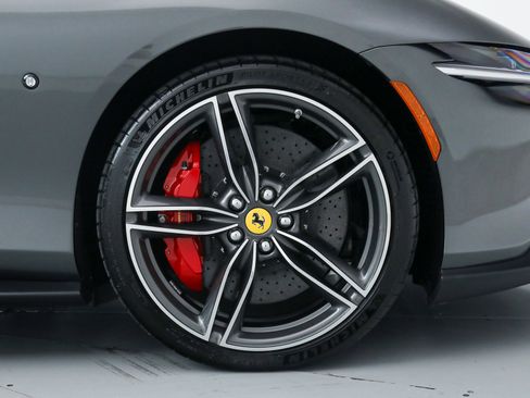 Certified 2025 Ferrari Roma Spider image 39