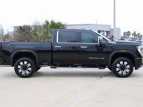 New 2026 GMC Sierra 2500 Denali w/ Denali Reserve Package image 4