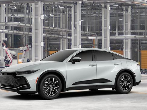 New 2026 Toyota Crown XLE image 2