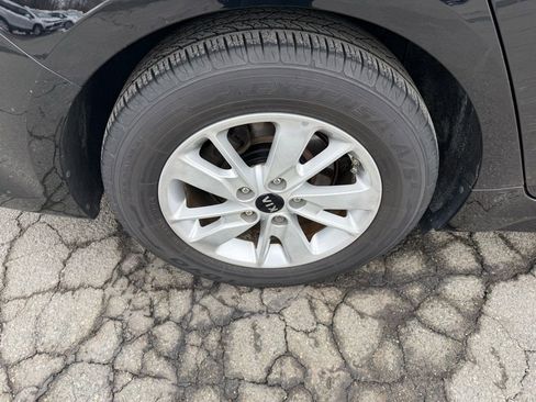 Used 2016 Kia Optima LX image 11