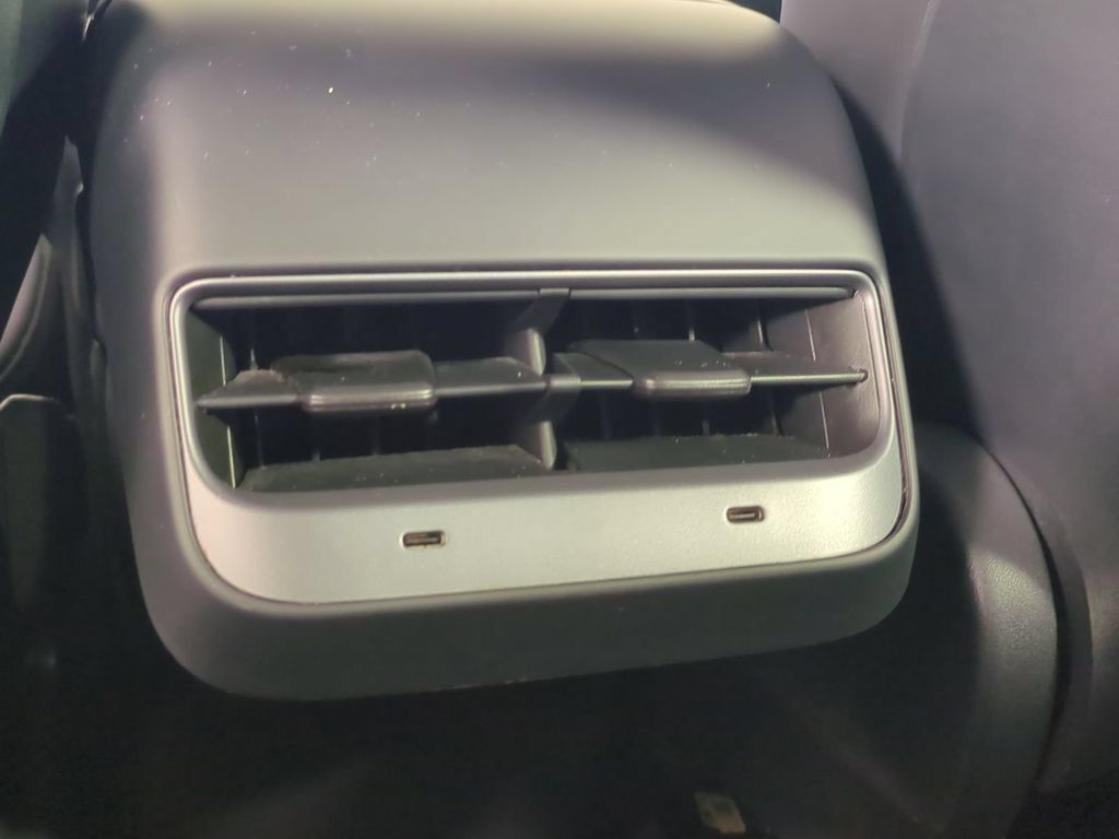 Used 2020 Tesla Model 3 Standard Range Plus RWD image 16