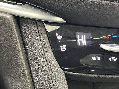 Certified 2025 Cadillac XT5 Premium Luxury image 25