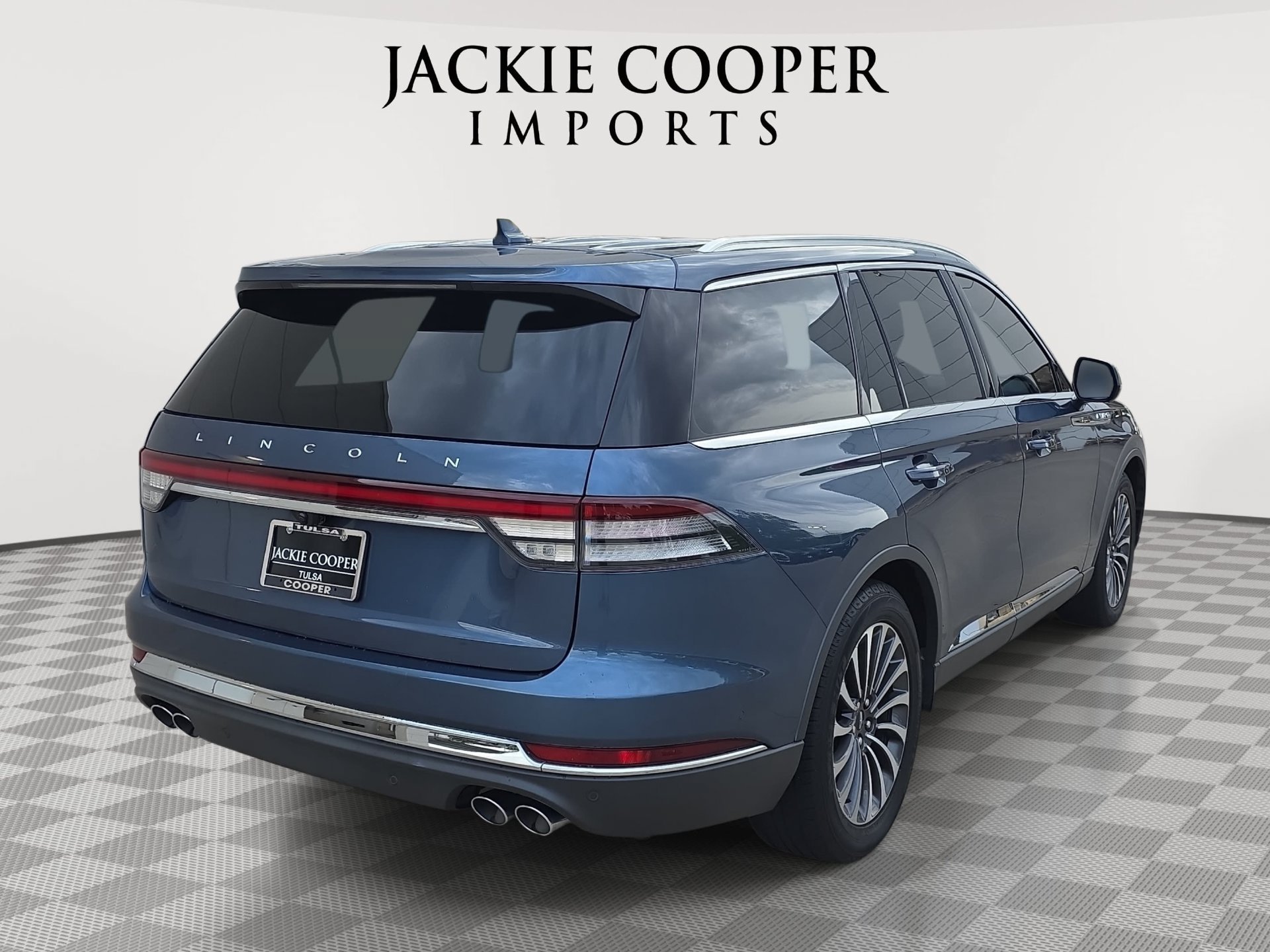 Used 2020 Lincoln Aviator Reserve w/ Equipment Group 201A RWD image 5