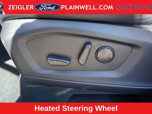 Used 2023 Ford Explorer XLT w/ Equipment Group 202A AWD/4WD image 19